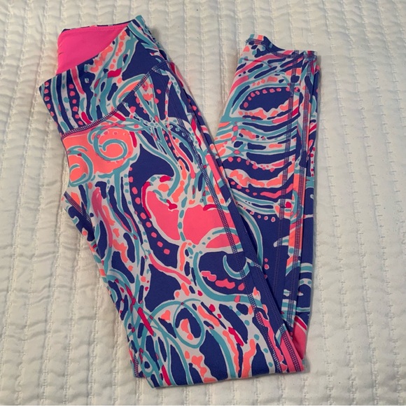 Lilly Pulitzer Luxletic Weekender Legging - Picture 5 of 9